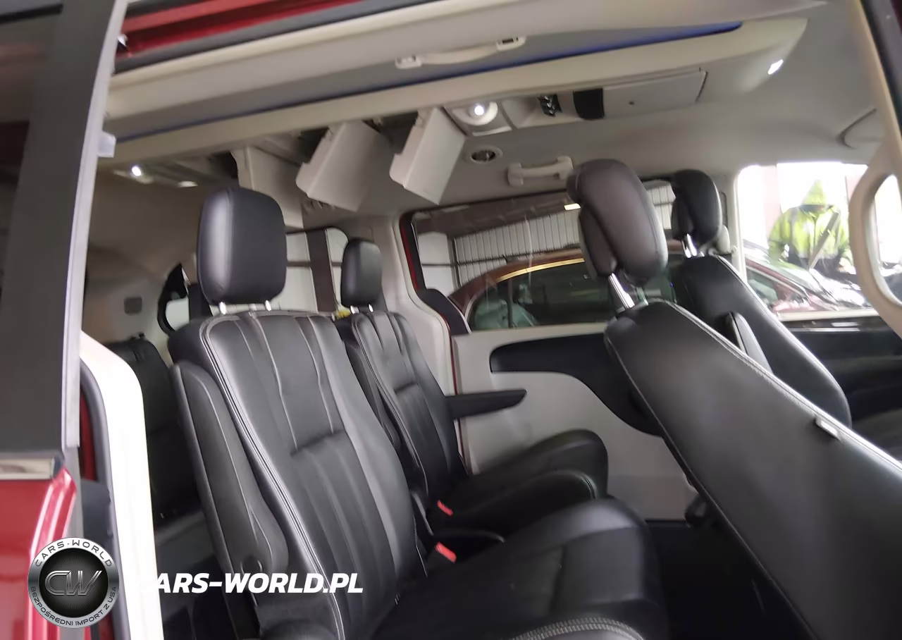 2016 Chrysler Town & Country Touring VIN:2C4RC1BG7GR148273 - 8