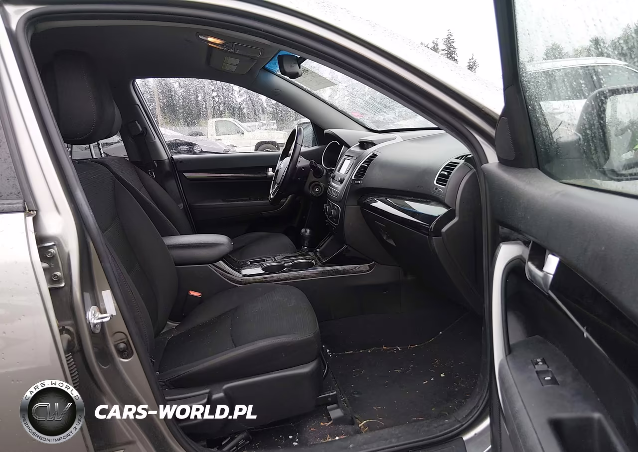 2014 Kia Sorento Lx VIN:5XYKT3A6XEG508823 - 5