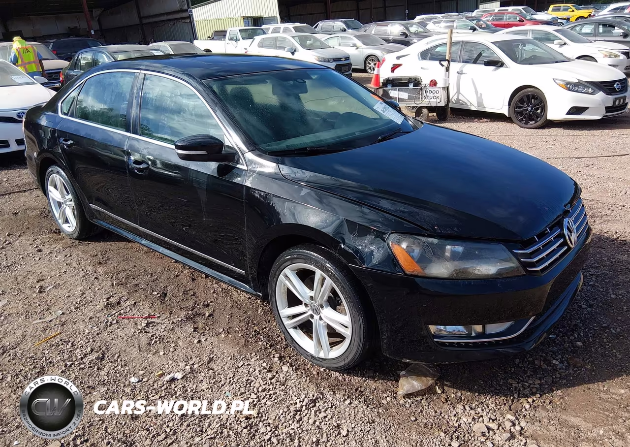 2014 Volkswagen Passat 1.8T Sel Premium VIN:1VWCS7A32EC025588 - 1