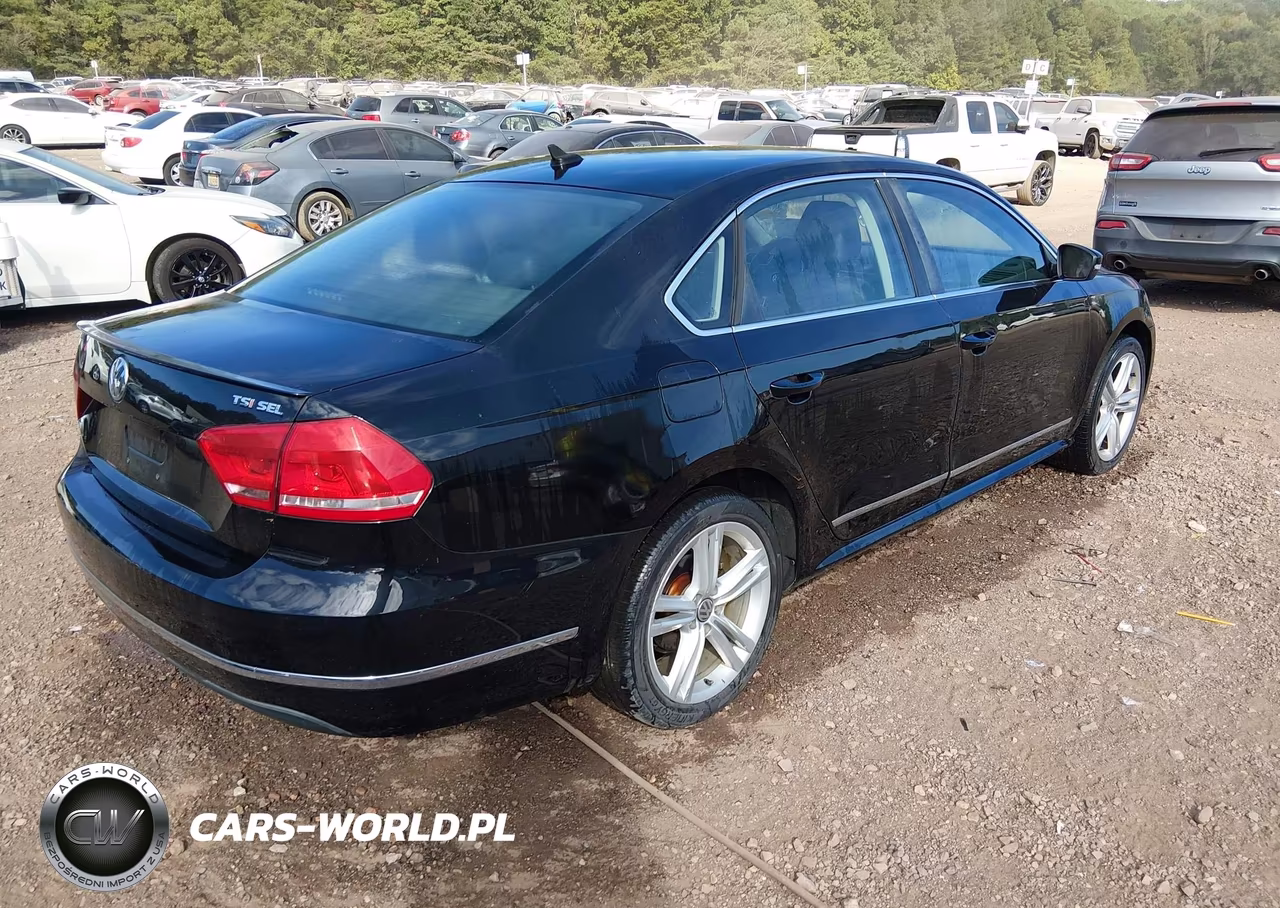 2014 Volkswagen Passat 1.8T Sel Premium VIN:1VWCS7A32EC025588 - 4