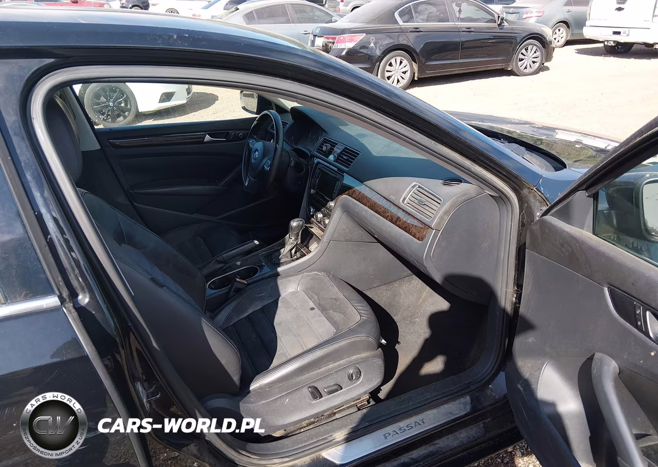 2014 Volkswagen Passat 1.8T Sel Premium VIN:1VWCS7A32EC025588 - 5