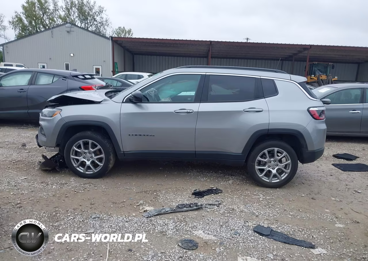2022 Jeep Compass Latitude Lux 4X4 VIN:3C4NJDFB8NT118276 - 14
