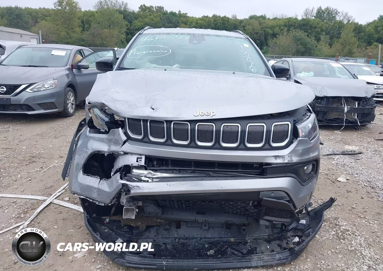 2022 Jeep Compass Latitude Lux 4X4 VIN:3C4NJDFB8NT118276 - 6