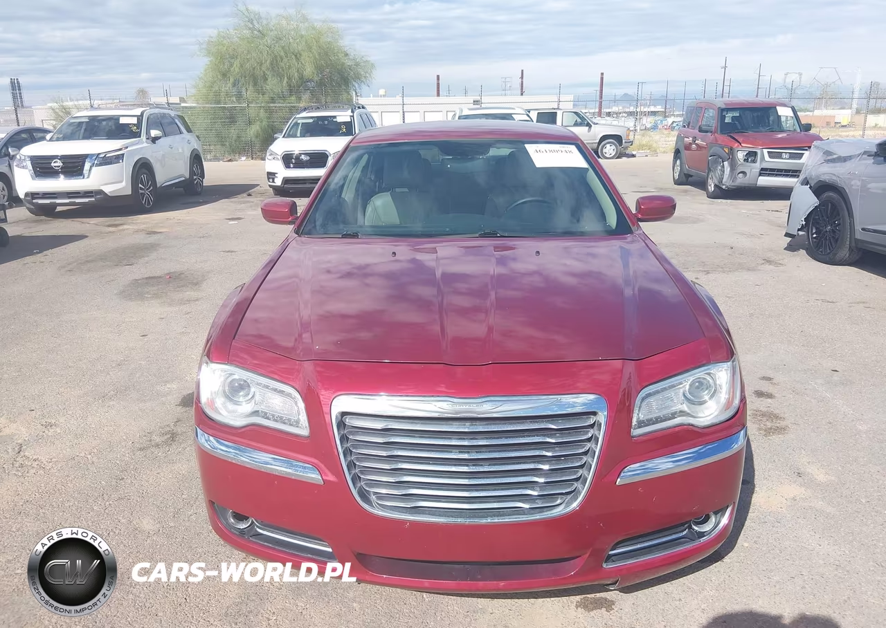 2013 Chrysler 300 Motown VIN:2C3CCAAG6DH553053 - 13