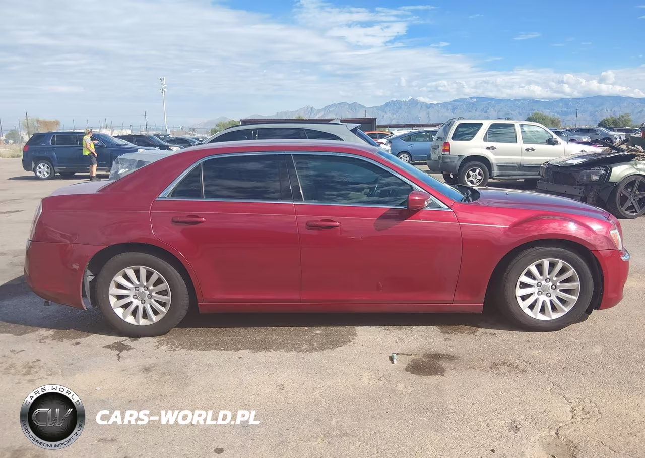 2013 Chrysler 300 Motown VIN:2C3CCAAG6DH553053 - 14