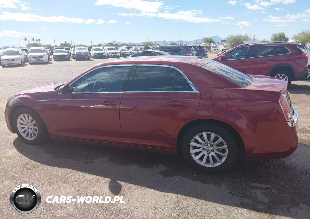 2013 Chrysler 300 Motown VIN:2C3CCAAG6DH553053 - 15