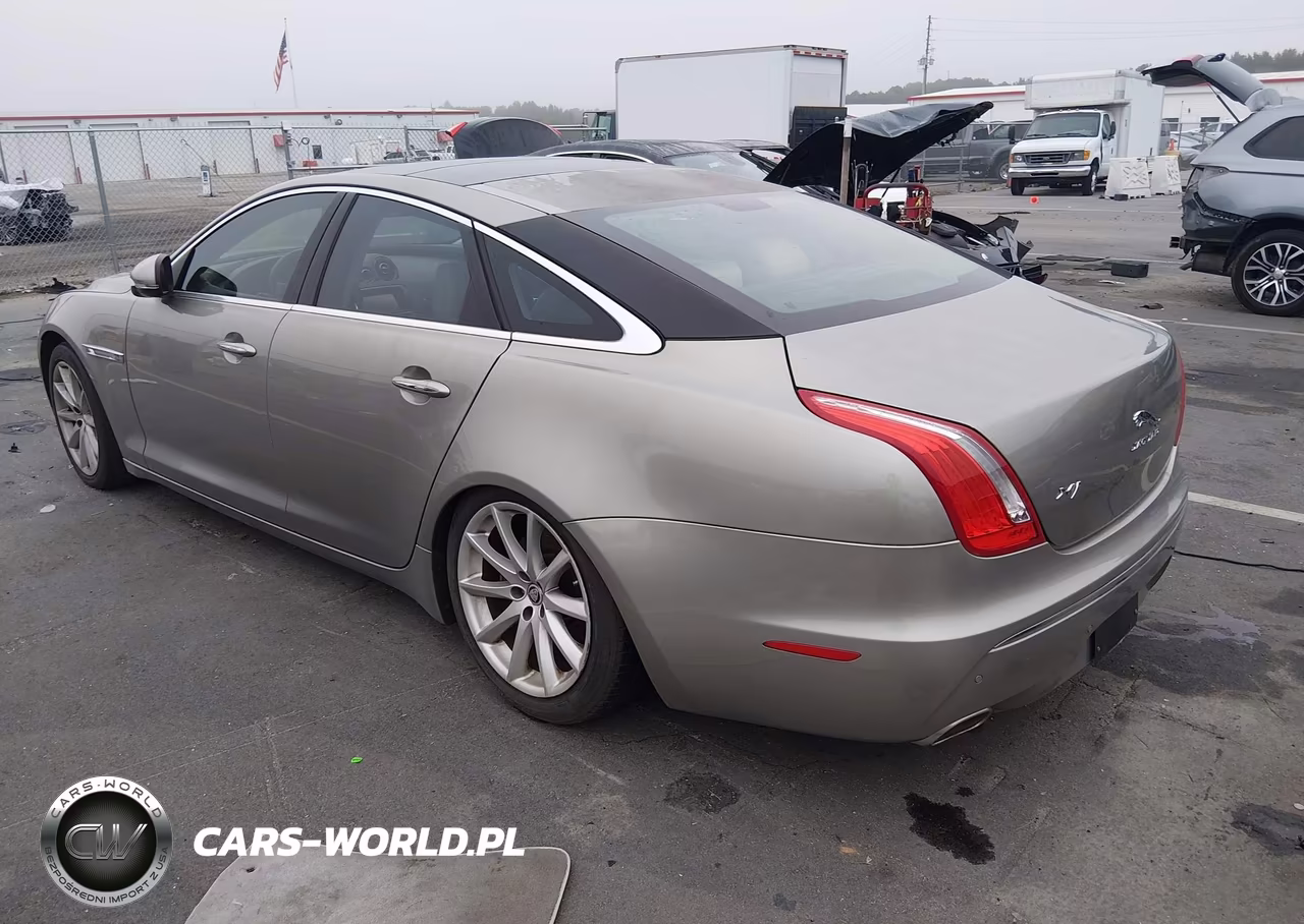 2011 Jaguar Xj VIN:SAJWA1CB4BLV05360 - 3