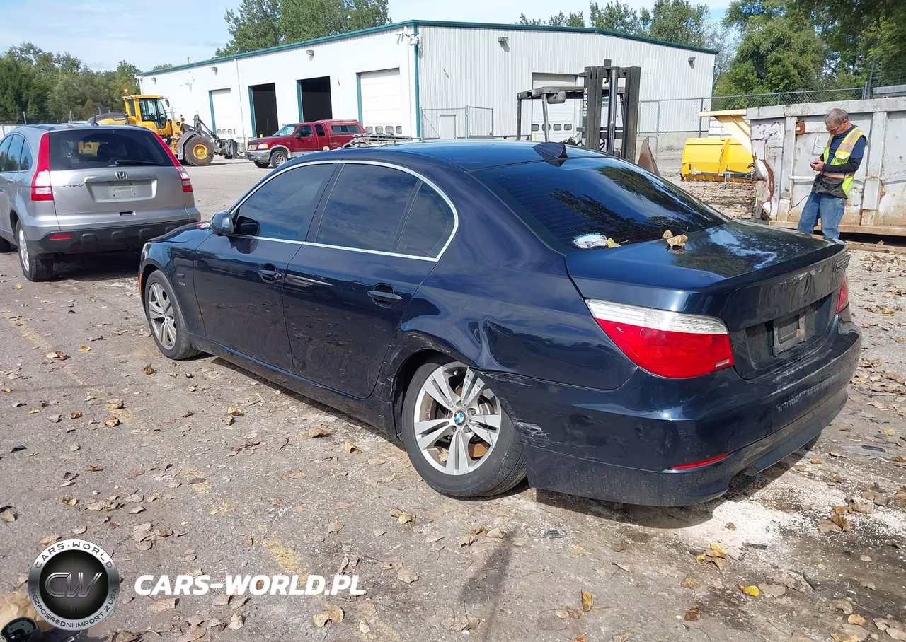 2009 BMW 528I xDrive VIN:WBANV13579C152841 - 3