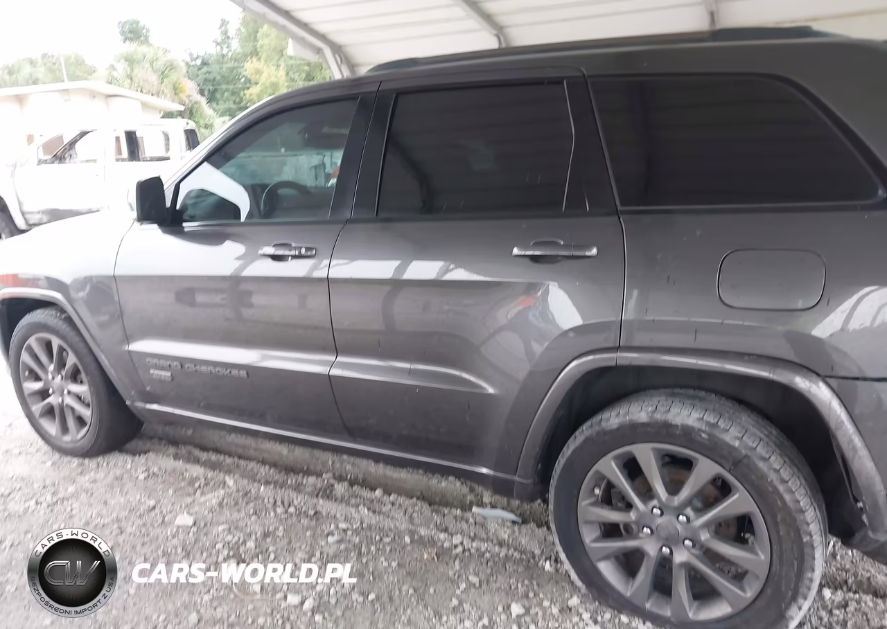 2017 Jeep Grand Cherokee Limited 75Th Anniversary Edition 4X4 VIN:1C4RJFBG2HC663436 - 14