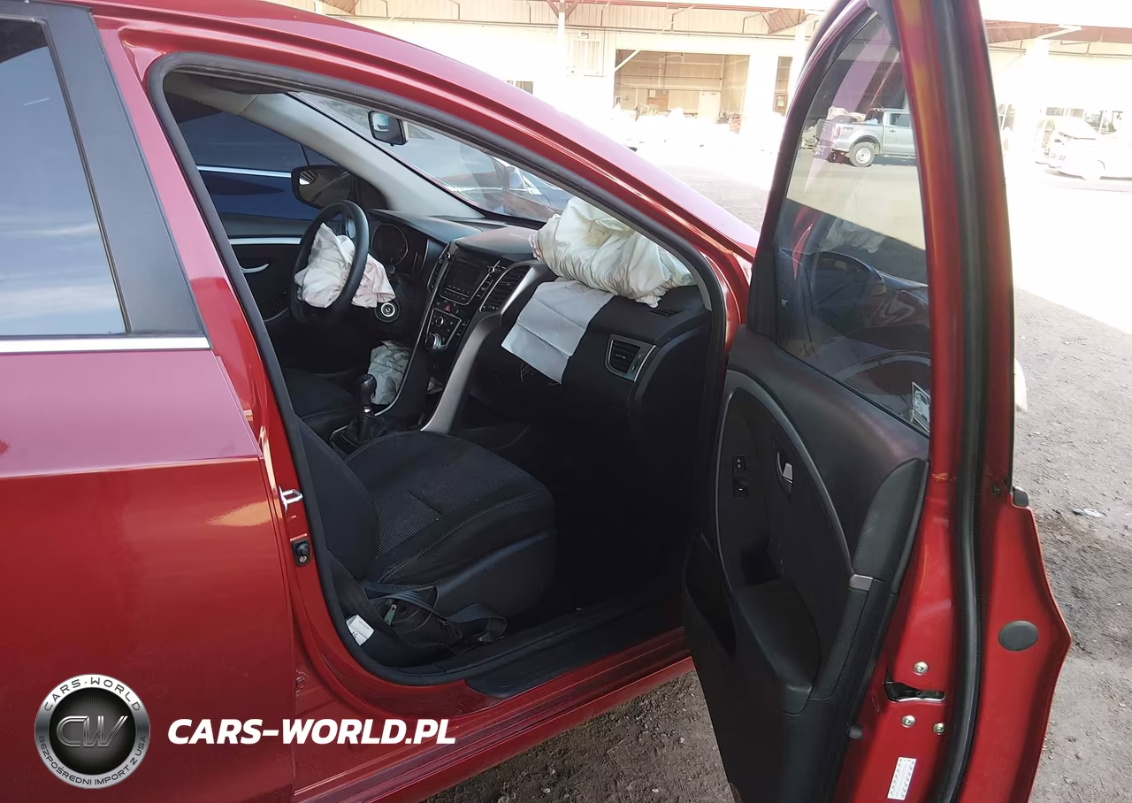 2017 Hyundai Elantra Gt VIN:KMHD35LH5HU349792 - 5