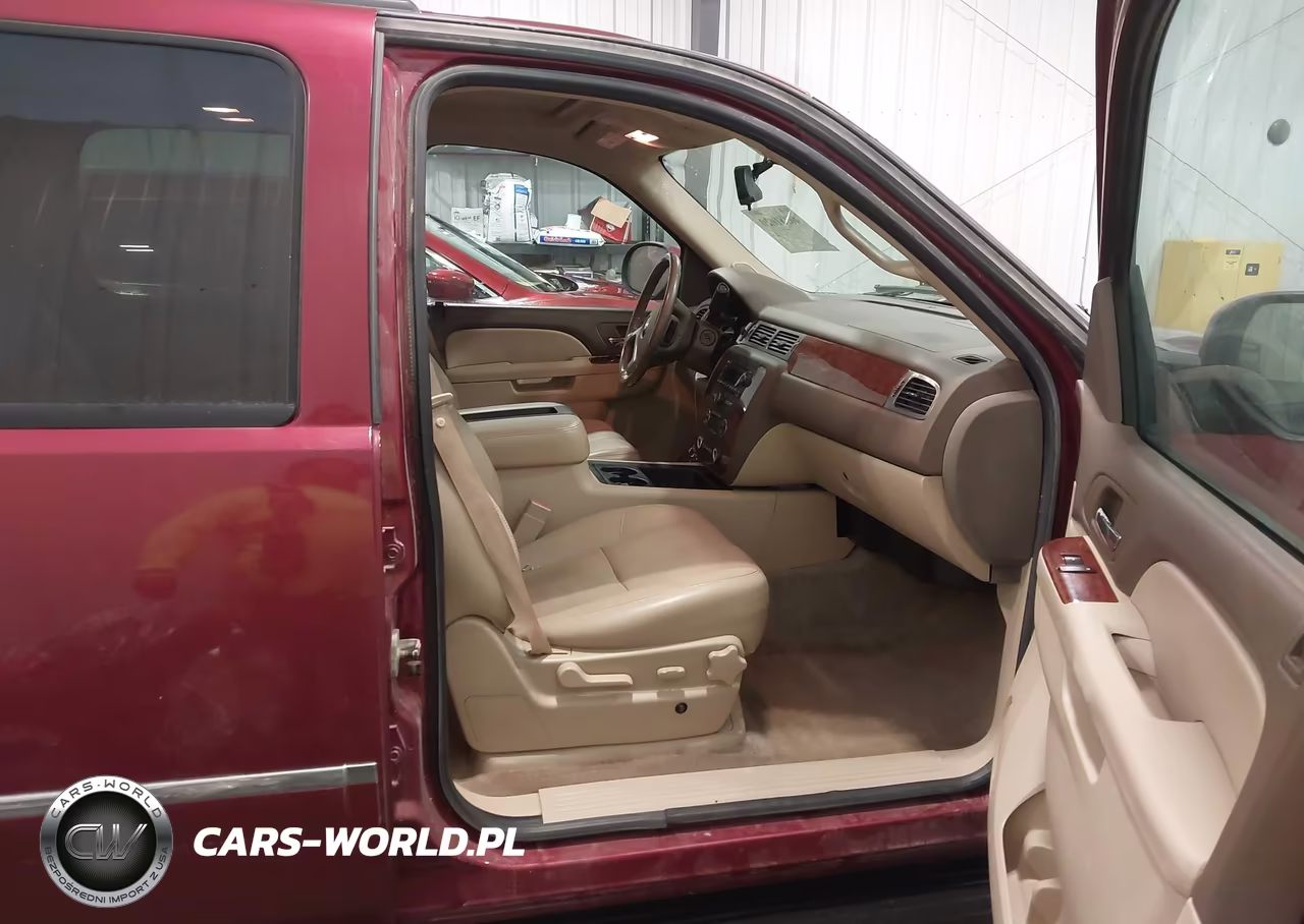 2010 Chevrolet Suburban 1500 Lt1 VIN:1GNUKJE30AR257619 - 5
