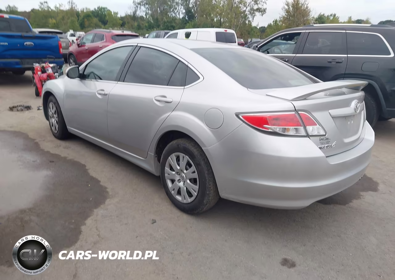 2009 Mazda Mazda6 I Sport VIN:1YVHP81A495M26899 - 3