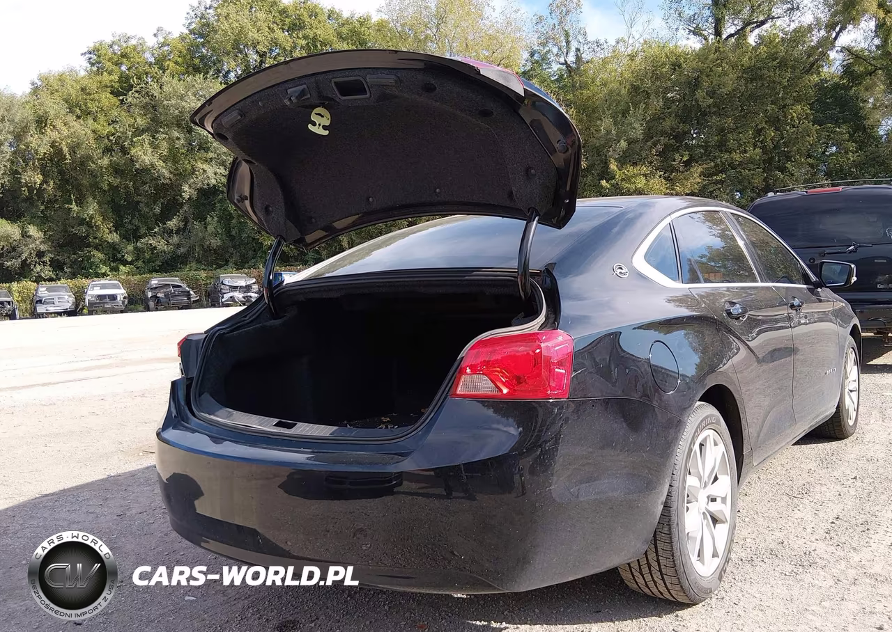 2018 Chevrolet Impala 1Lt VIN:2G1105S36J9131183 - 4