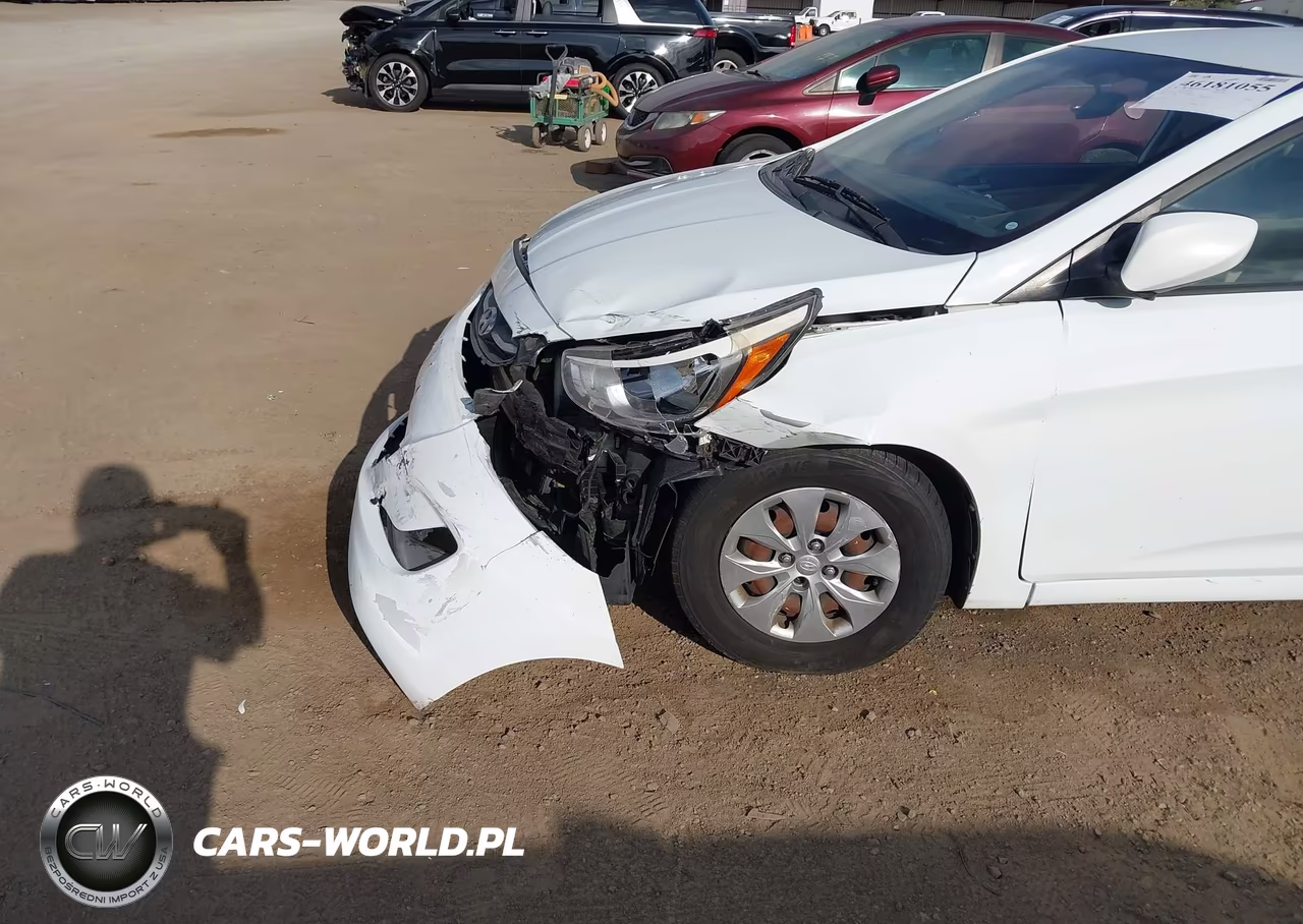 2015 Hyundai Accent Gls VIN:KMHCT4AE3FU934687 - 11