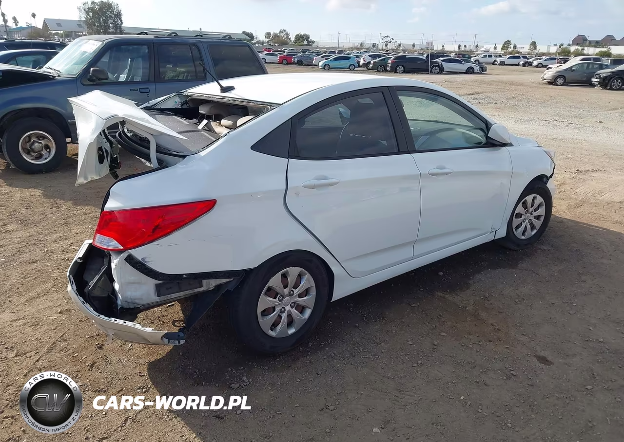 2015 Hyundai Accent Gls VIN:KMHCT4AE3FU934687 - 4