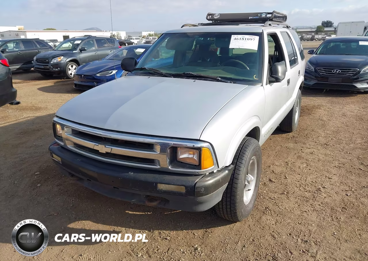 1997 Chevrolet Blazer VIN:1GNDT13W4V2235437 - 6