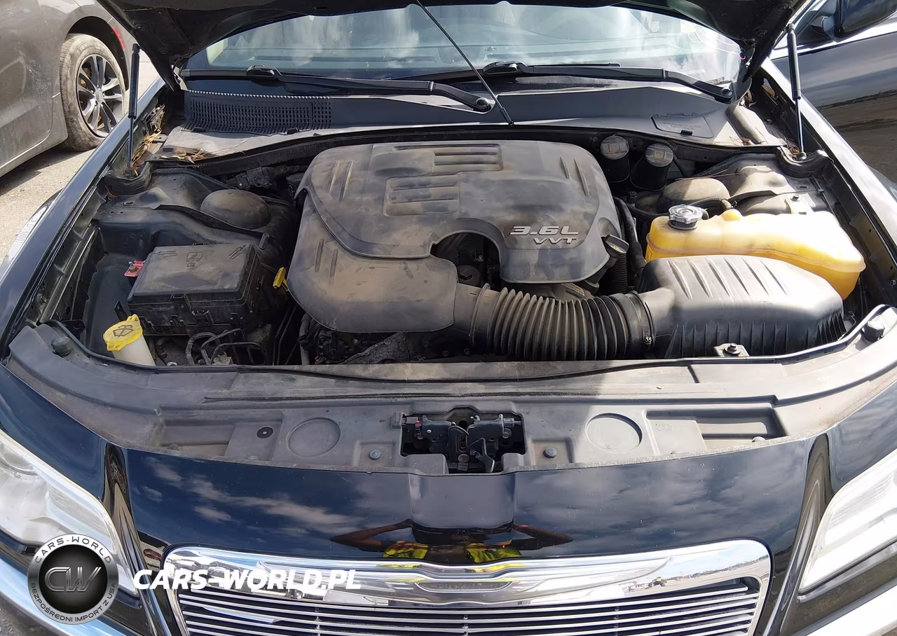 2013 Chrysler 300 Motown VIN:2C3CCARG2DH617416 - 10