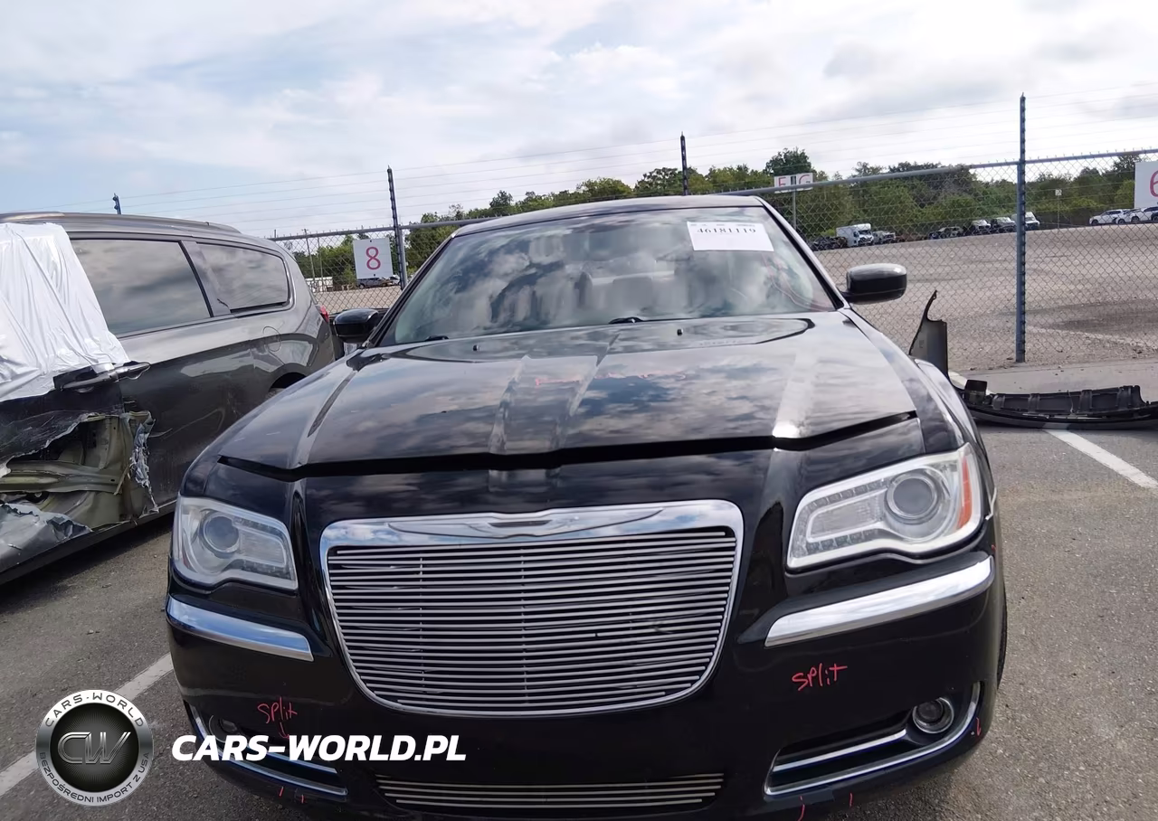 2013 Chrysler 300 Motown VIN:2C3CCARG2DH617416 - 13