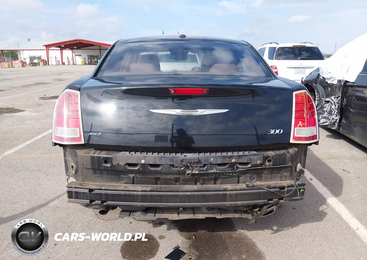 2013 Chrysler 300 Motown VIN:2C3CCARG2DH617416 - 17