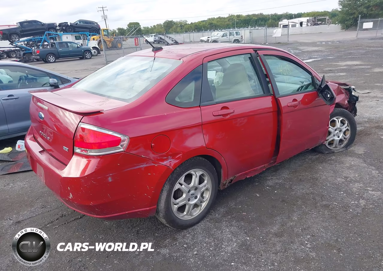 2009 Ford Focus Ses VIN:1FAHP36N19W134647 - 4