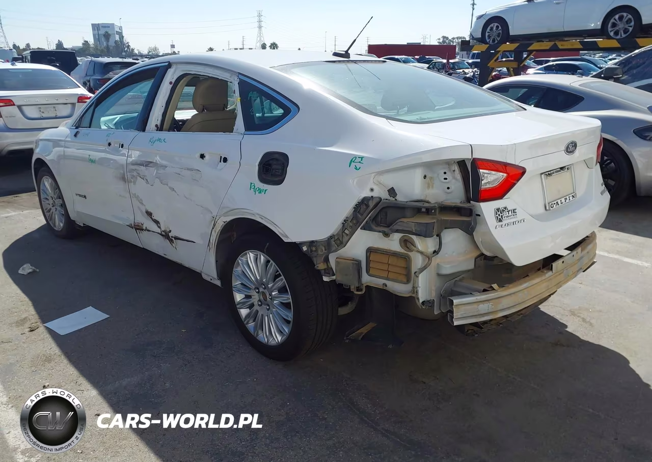 2013 Ford Fusion Hybrid Se VIN:3FA6P0LUXDR192611 - 3