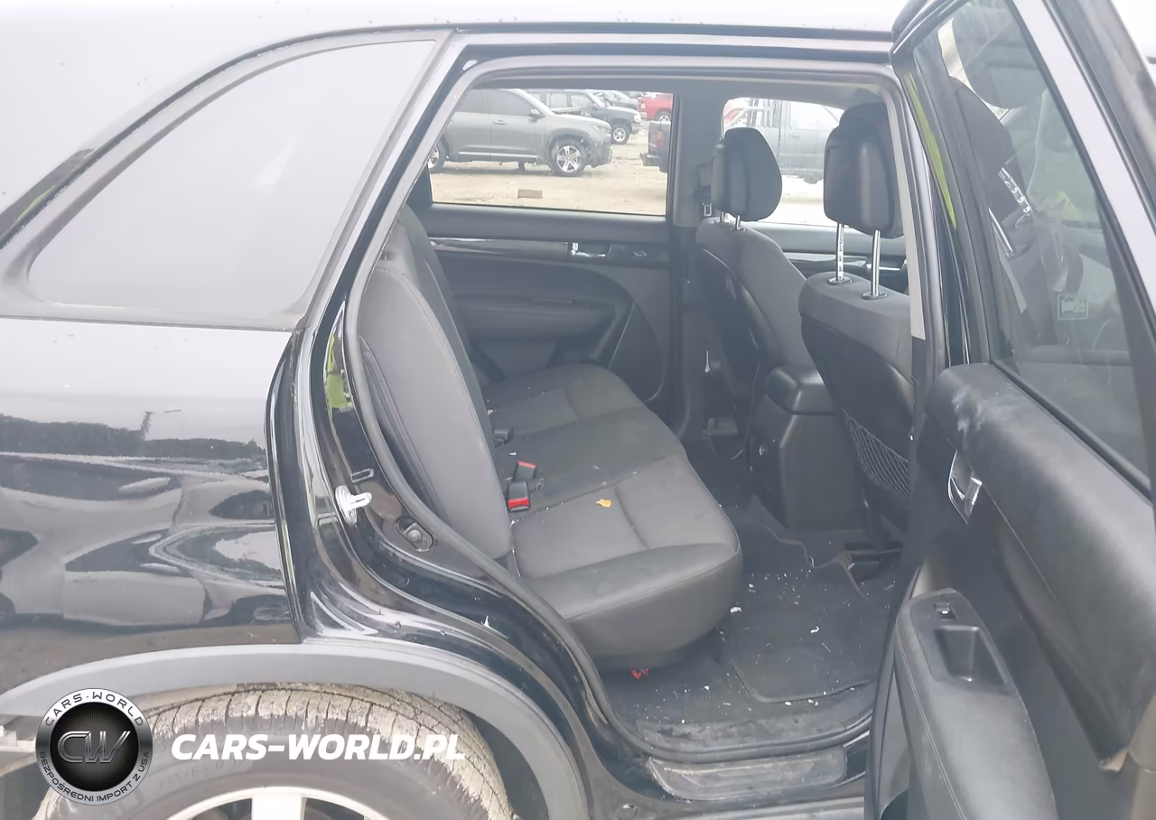 2012 Kia Sorento Lx VIN:5XYKTDA6XCG188325 - 8