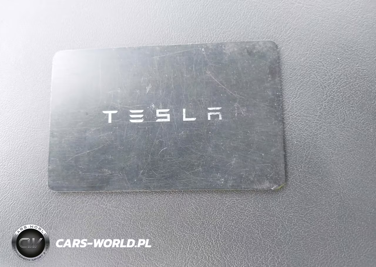 2024 Tesla Model Y Long Range Dual Motor All-Wheel Drive VIN:7SAYGDEE4RA295046 - 11