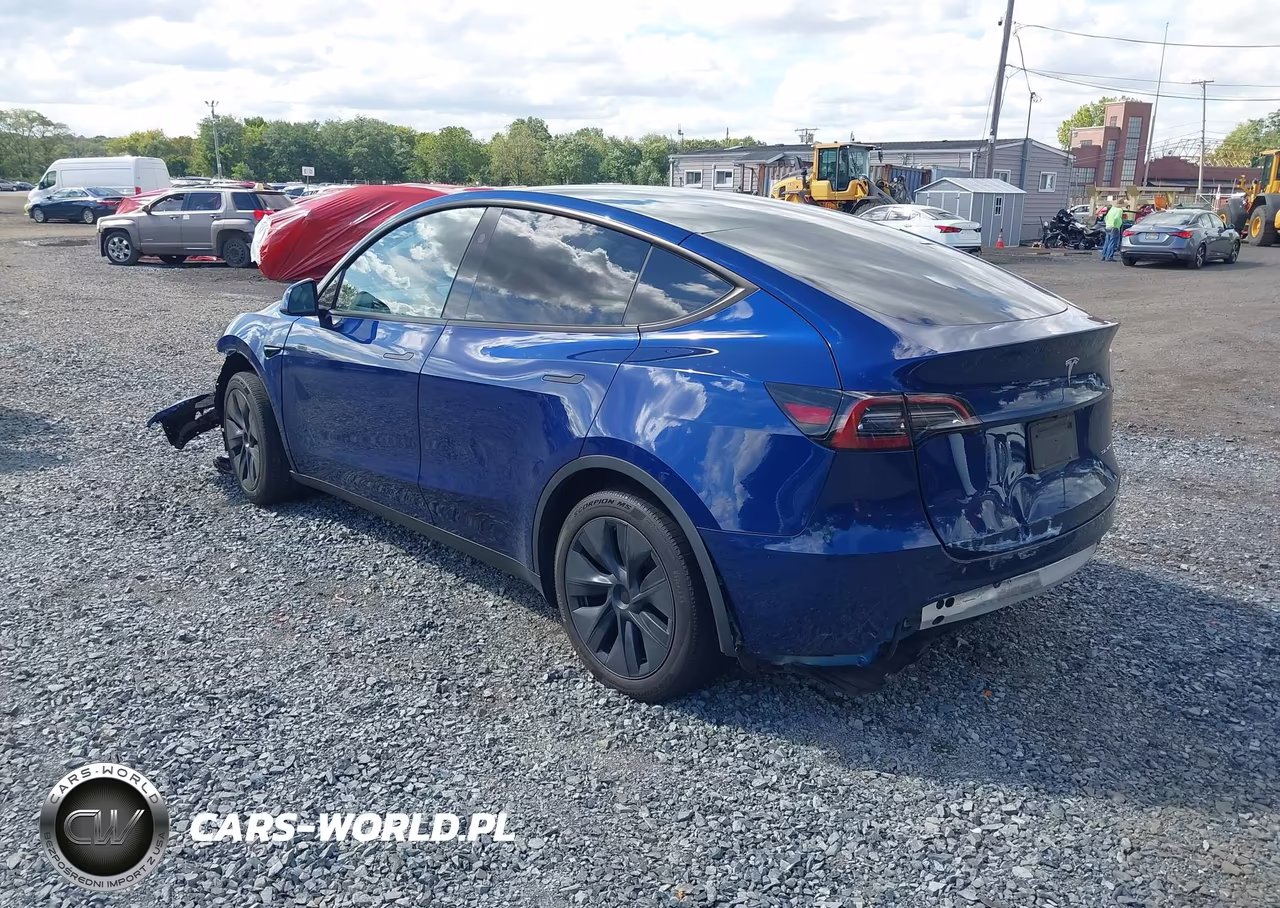 2024 Tesla Model Y Long Range Dual Motor All-Wheel Drive VIN:7SAYGDEE4RA295046 - 3