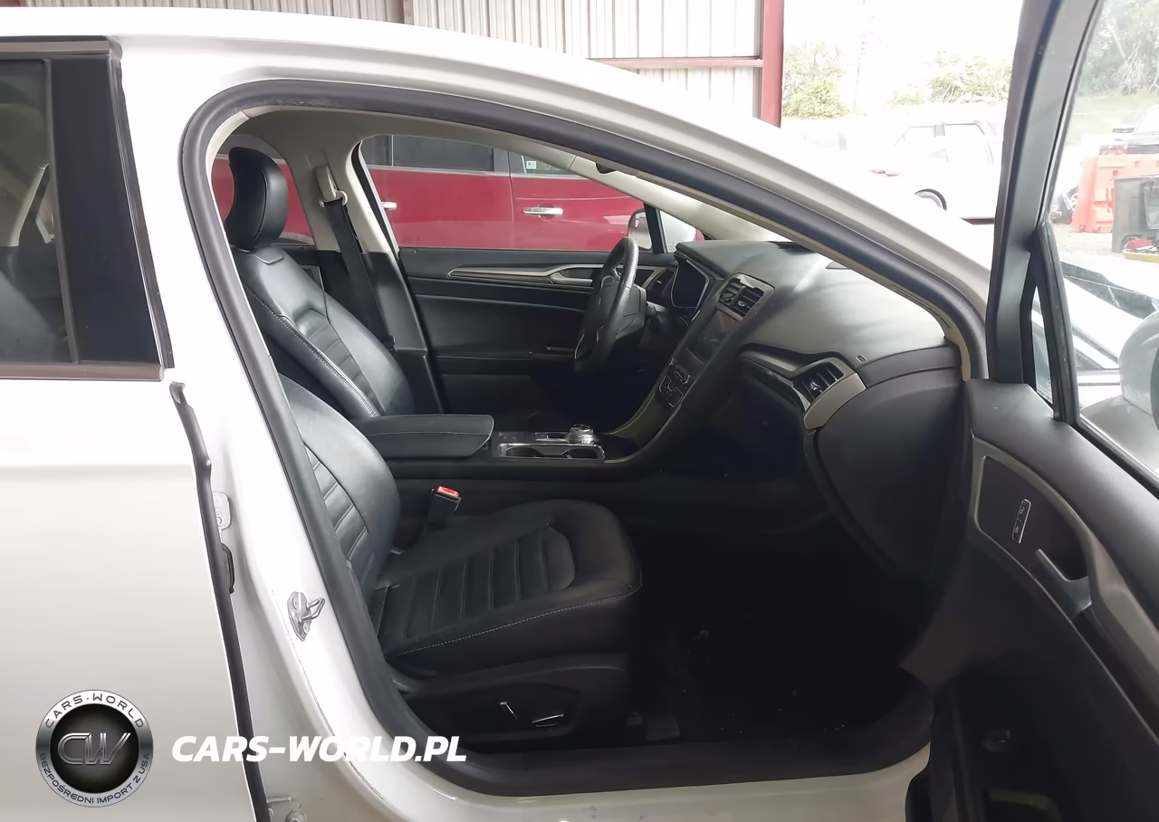 2018 Ford Fusion Energi Se Luxury VIN:3FA6P0PU4JR287073 - 5