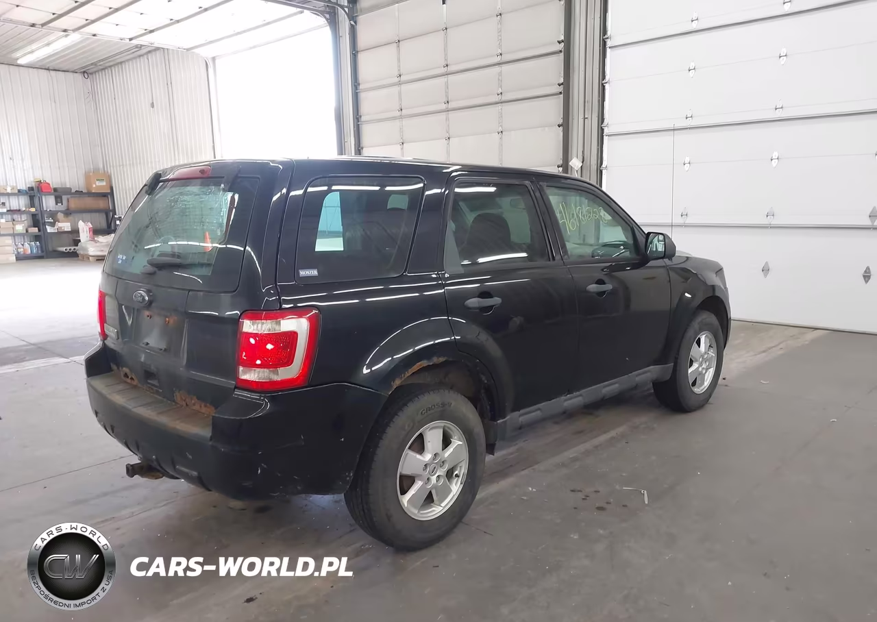 2012 Ford Escape Xls VIN:1FMCU0C71CKC38356 - 4