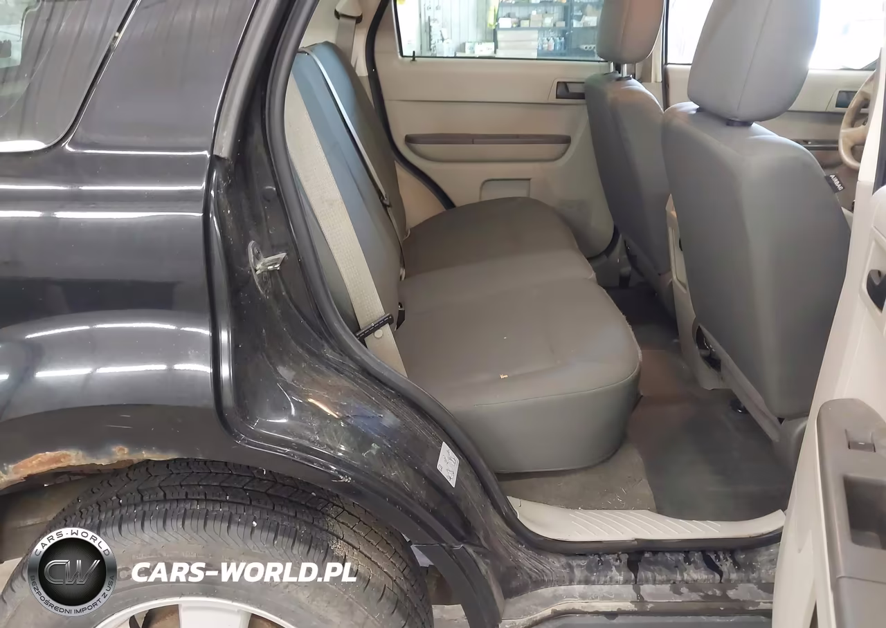 2012 Ford Escape Xls VIN:1FMCU0C71CKC38356 - 8