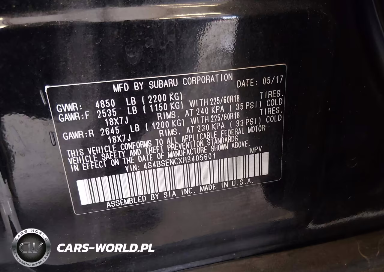 2017 Subaru Outback 3.6R Limited VIN:4S4BSENCXH3405601 - 9