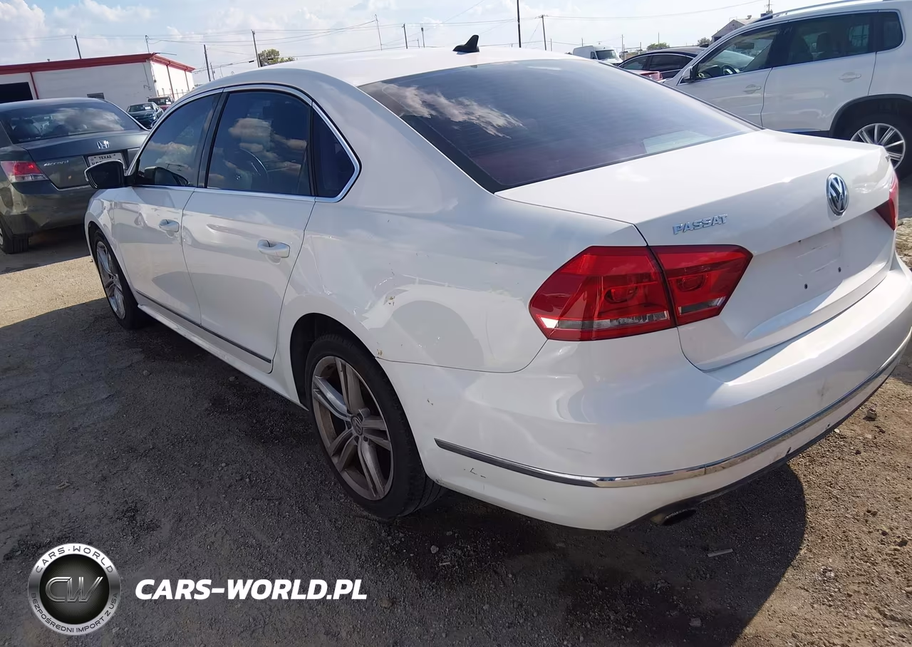 2014 Volkswagen Passat 1.8T Sel Premium VIN:1VWCT7A36EC024621 - 3