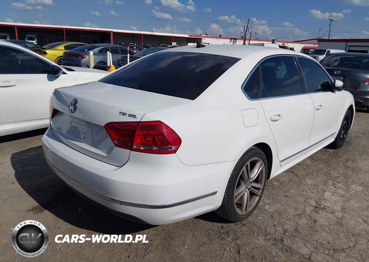 2014 Volkswagen Passat 1.8T Sel Premium VIN:1VWCT7A36EC024621 - 4
