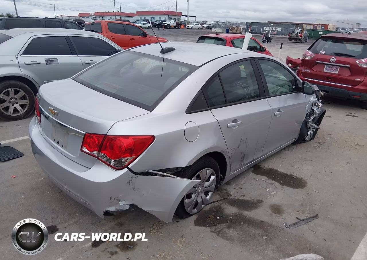 2015 Chevrolet Cruze Ls Auto VIN:1G1PA5SH6F7103864 - 4
