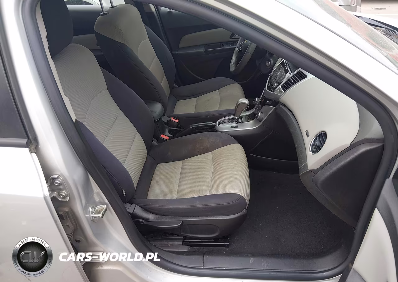 2015 Chevrolet Cruze Ls Auto VIN:1G1PA5SH6F7103864 - 5