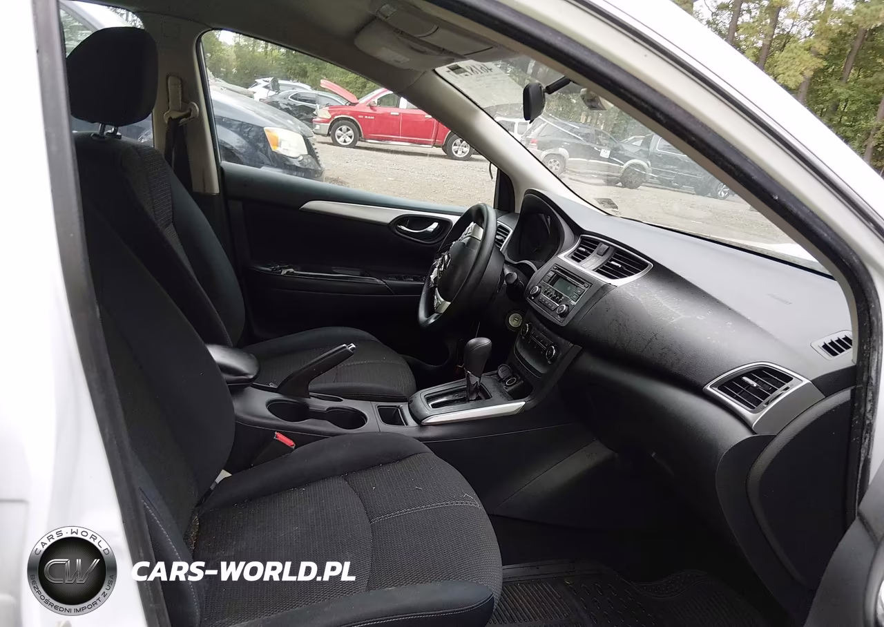 2017 Nissan Sentra S VIN:3N1AB7AP1HY358621 - 5
