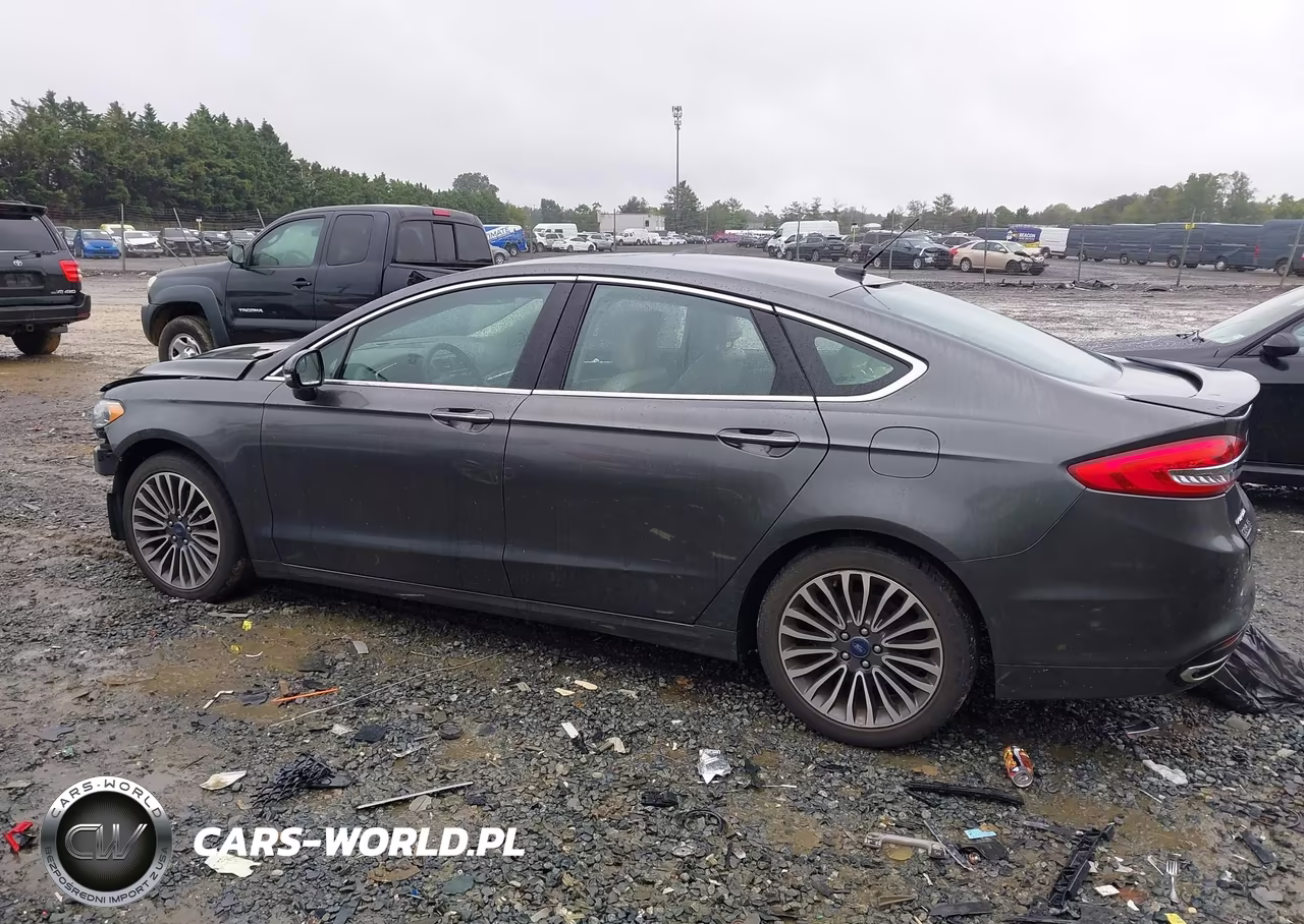 2017 Ford Fusion Platinum-Titanium VIN:3FA6P0K92HR116139 - 15