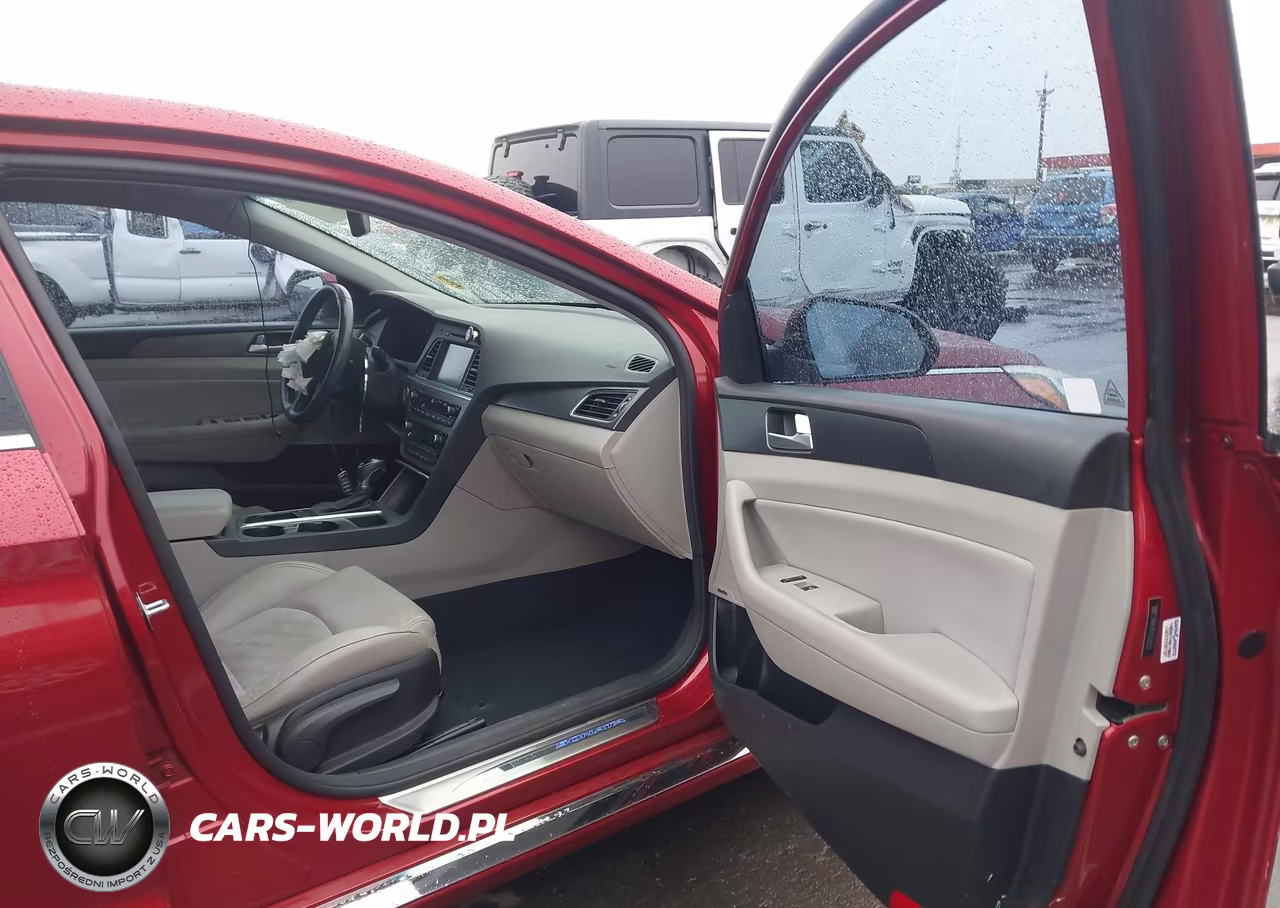 2015 Hyundai Sonata Sport VIN:5NPE34AFXFH132573 - 5