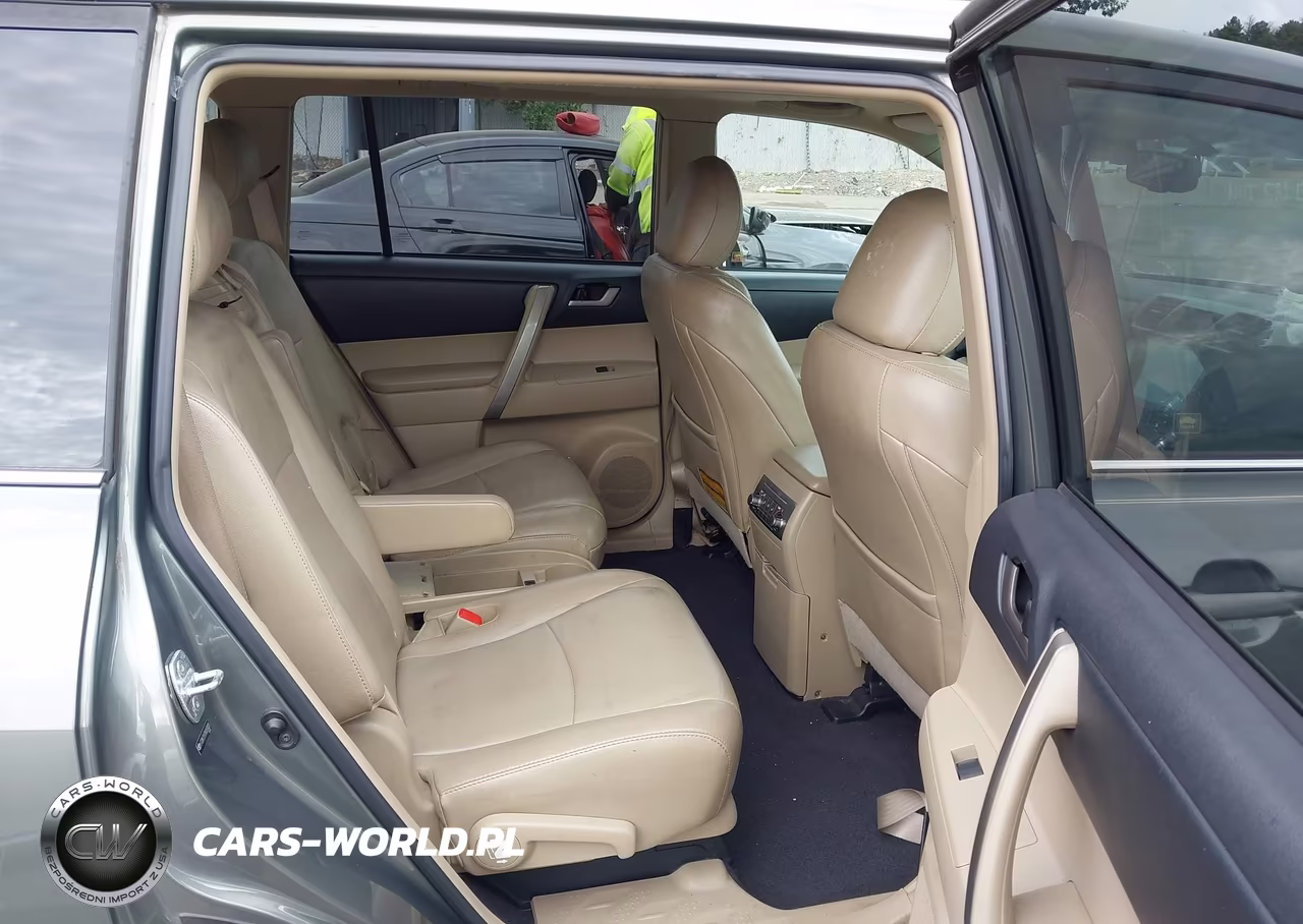 2011 Toyota Highlander Se V6 VIN:5TDBK3EH7BS050820 - 8