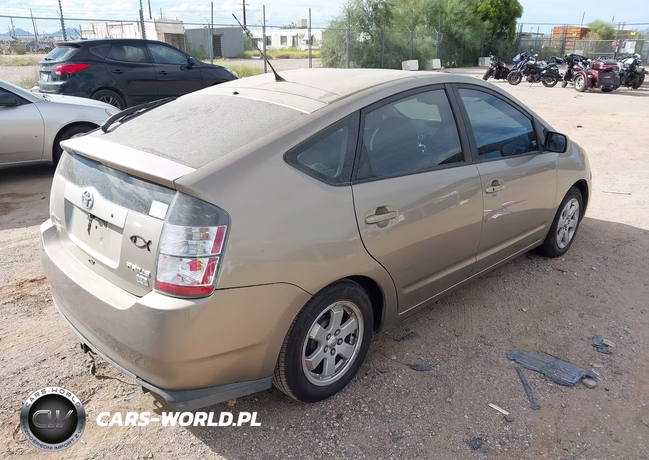 2005 Toyota Prius VIN:JTDKB20U753010614 - 4