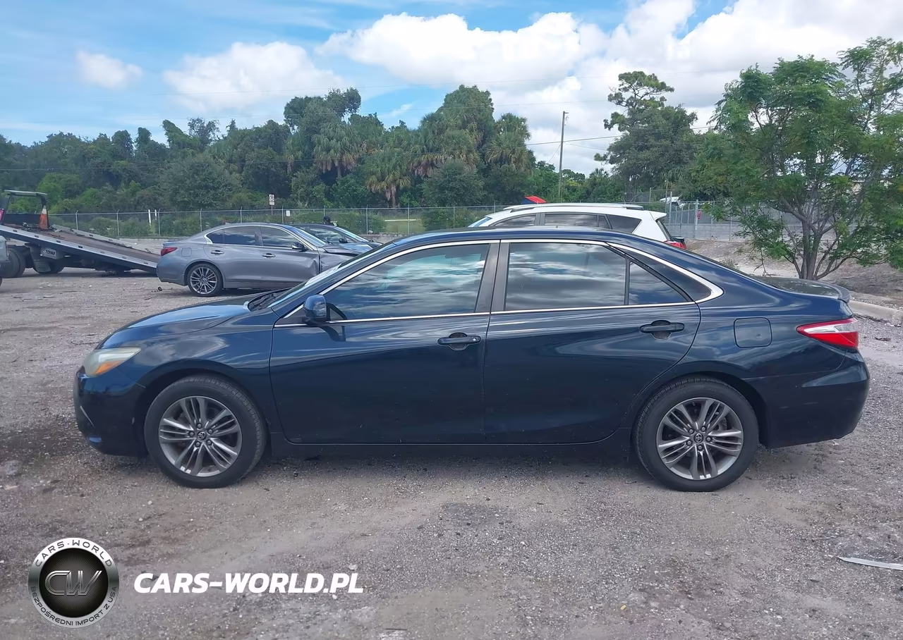 2016 Toyota Camry Se VIN:4T1BF1FK4GU258560 - 14