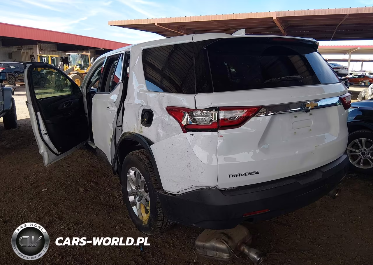 2021 Chevrolet Traverse Ls VIN:1GNERFKW4MJ109813 - 3