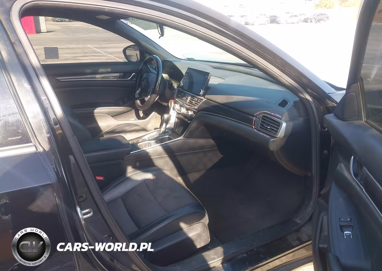 2018 Honda Accord Sport VIN:1HGCV1F36JA198568 - 5