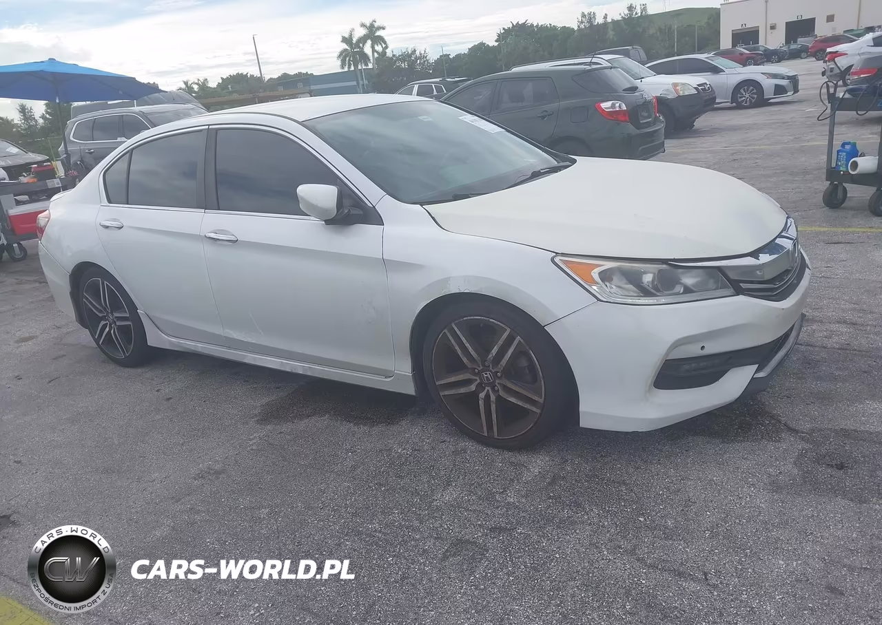 2016 Honda Accord Sport VIN:1HGCR2F59GA157680 - 17