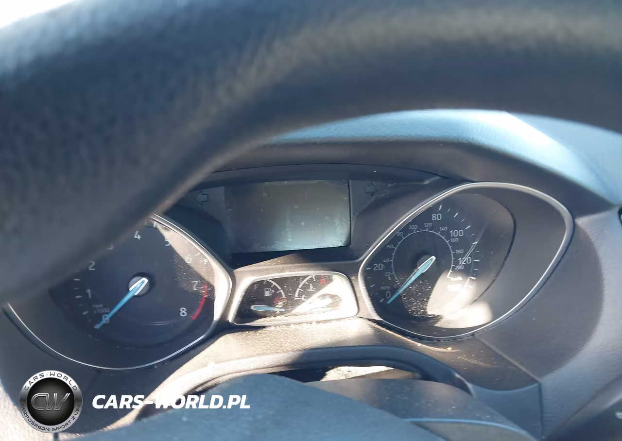 2018 Ford Focus Se VIN:1FADP3F27JL225285 - 7