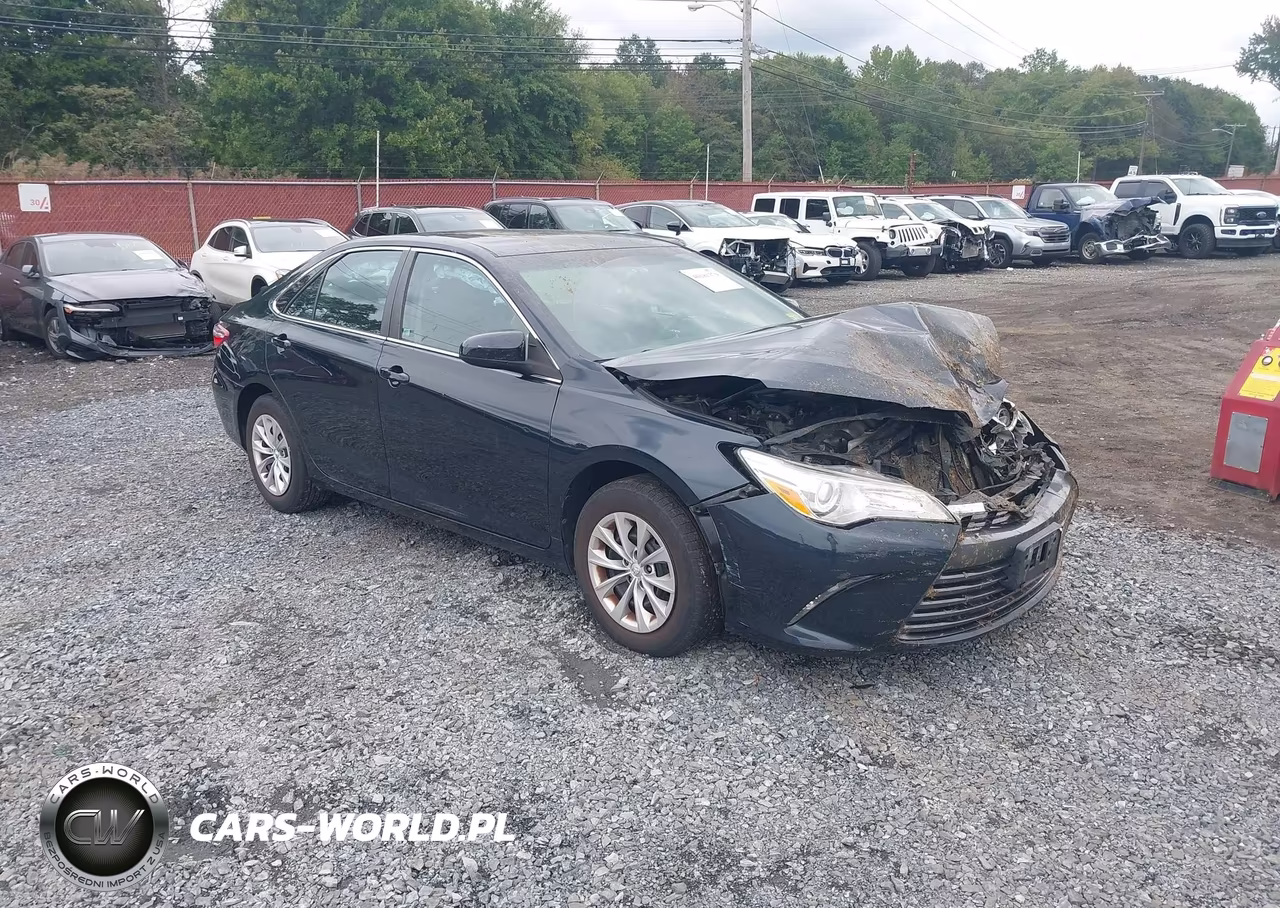 2015 Toyota Camry Le