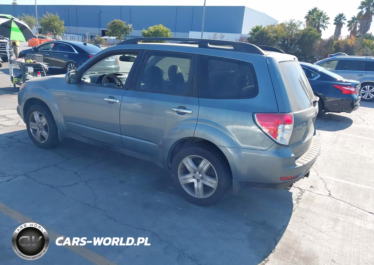2010 Subaru Forester 2.5X Premium VIN:JF2SH6CC7AH757928 - 3