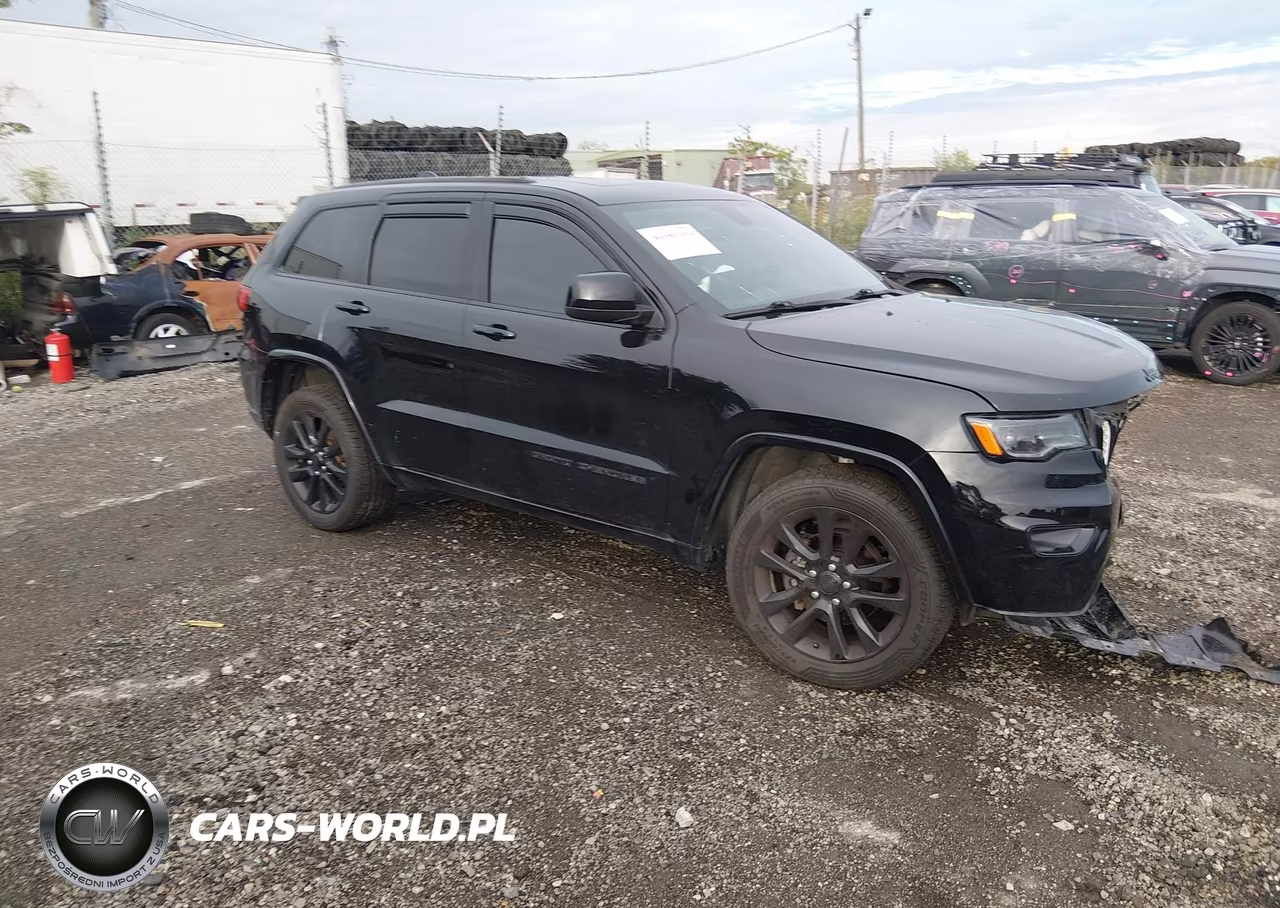 2017 Jeep Grand Cherokee Altitude 4X4 – zdjęcie 1 z 20