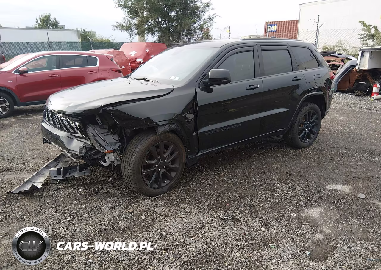 2017 Jeep Grand Cherokee Altitude 4X4 VIN:1C4RJFAG4HC767508 - 2